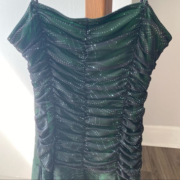 Laura Petite Small/Medium Green and Black Fairy dress - Picture 2 of 10